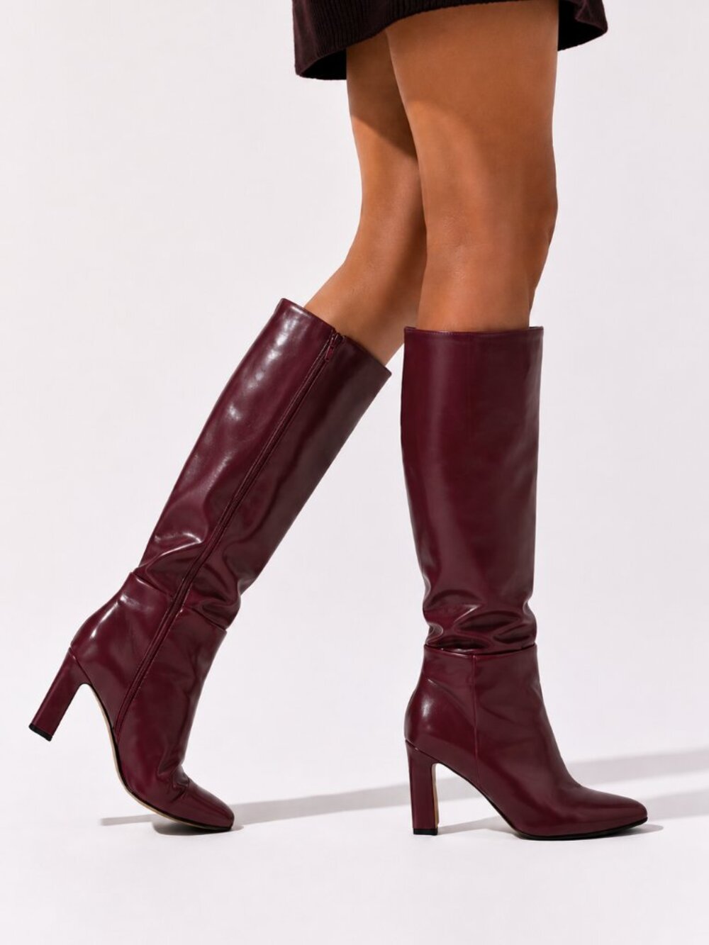 Women's Burgundy Faux Leather Knee High Pointed Toe Boots, 7 *As Is*